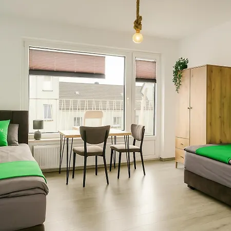 Livemore24 - 1 In Wlan - Smart-tv - 24-7 Check-in Und Kueche * Duisburg